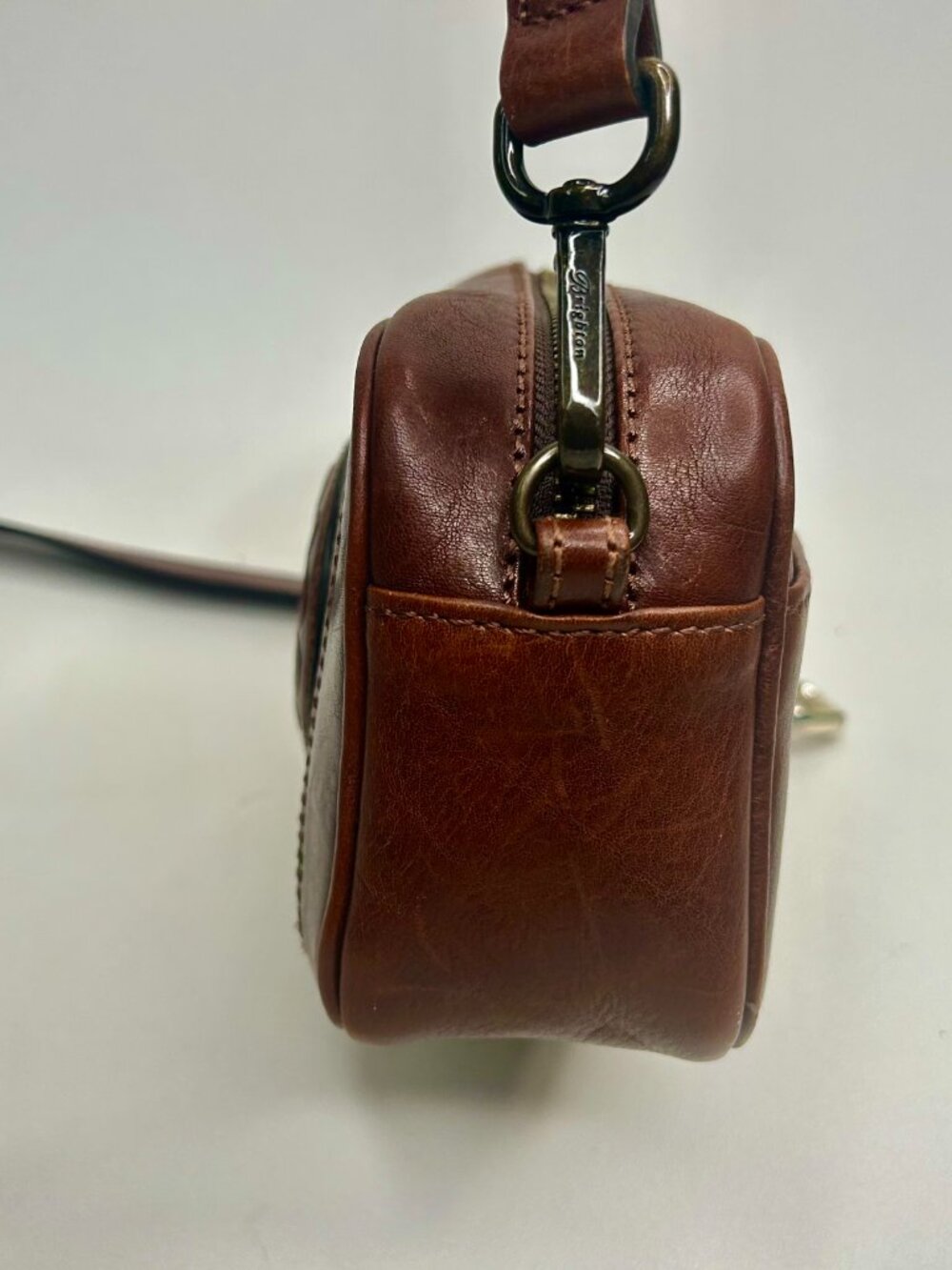 BRIGHTON Ferrara Dominique Leather Crossbody Camera Bag Whiskey Patchwork $295 - Picture 5 of 13